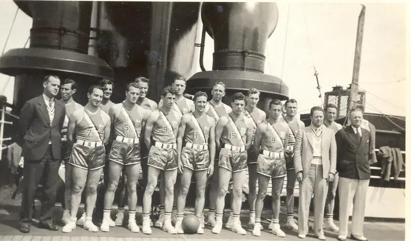 Les Jeux Olympiques de Berlin, La naissance du basketball à l’international 3 USA vainqueur des jeux olympiques de basketball en 1936 - Zéro Basketball